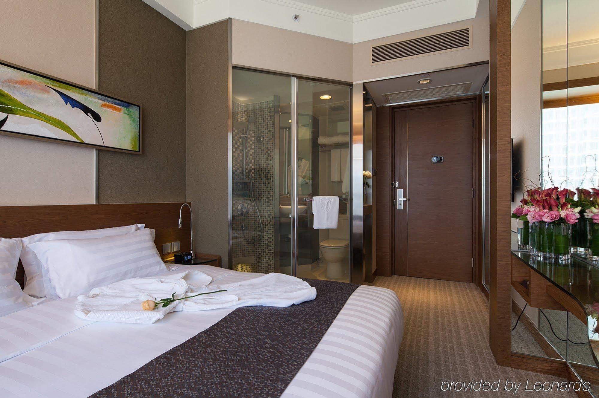 Rosedale Hotel Kowloon Hong Kong Exterior foto